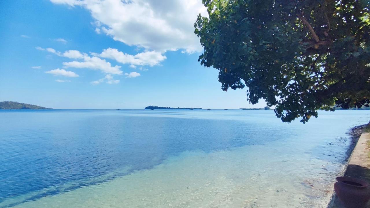 Khabita Beach Resort Lembar  Экстерьер фото