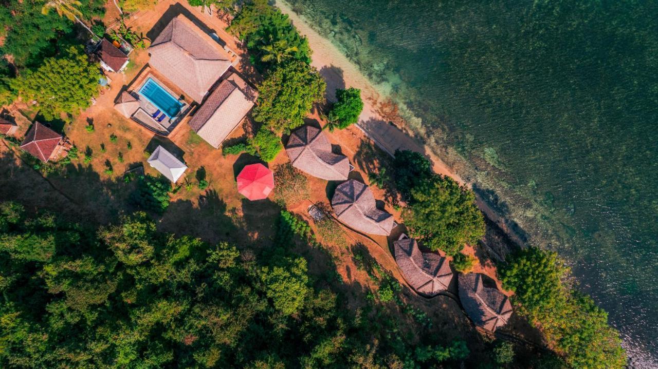 Khabita Beach Resort Lembar  Экстерьер фото